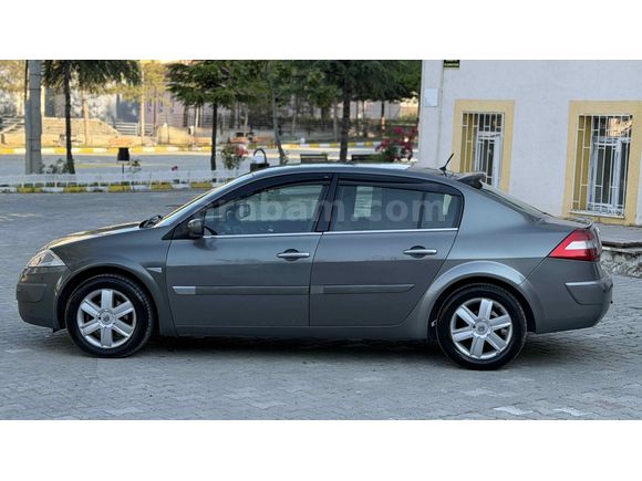 Galeriden Renault Megane 1.6 Dynamique 2005 Model Kütahya