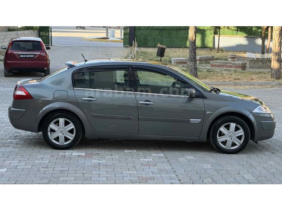 Galeriden Renault Megane 1.6 Dynamique 2005 Model Kütahya