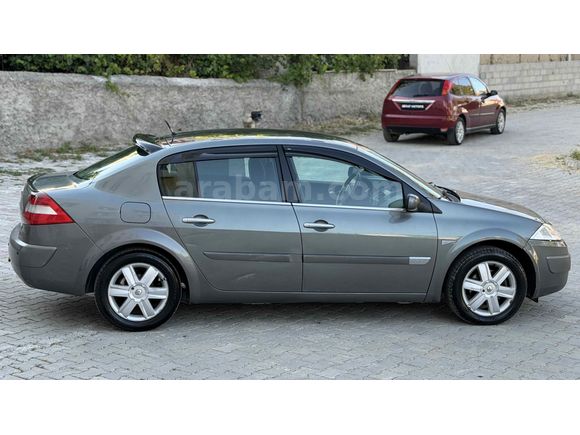 Galeriden Renault Megane 1.6 Dynamique 2005 Model Kütahya
