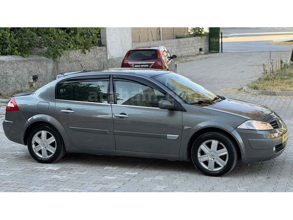 Galeriden Renault Megane 1.6 Dynamique 2005 Model Kütahya