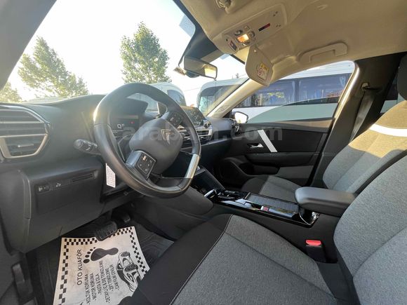 Sahibinden Citroen C4 X 1.2 PureTech Feel Bold 2023 Model 