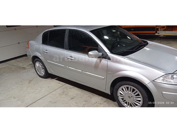 Sahibinden Renault Megane 1.5 dCi Expression 2008 Model  207.500 km Gri