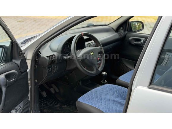 Galeriden Opel Corsa 1.4 GLS 2000 Model Kütahya