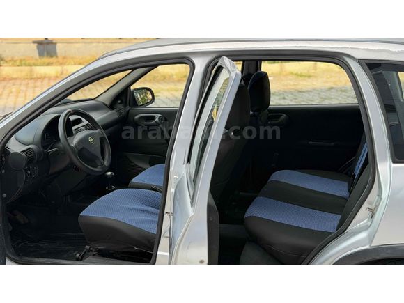 Galeriden Opel Corsa 1.4 GLS 2000 Model Kütahya