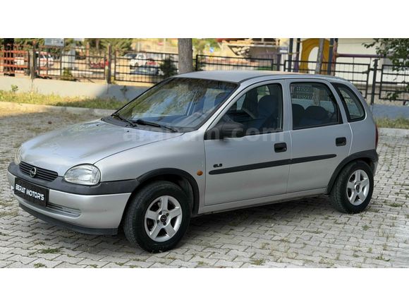 Galeriden Opel Corsa 1.4 GLS 2000 Model Kütahya
