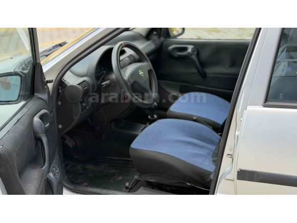 Galeriden Opel Corsa 1.4 GLS 2000 Model Kütahya