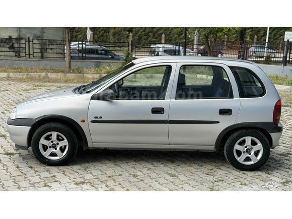 Galeriden Opel Corsa 1.4 GLS 2000 Model Kütahya