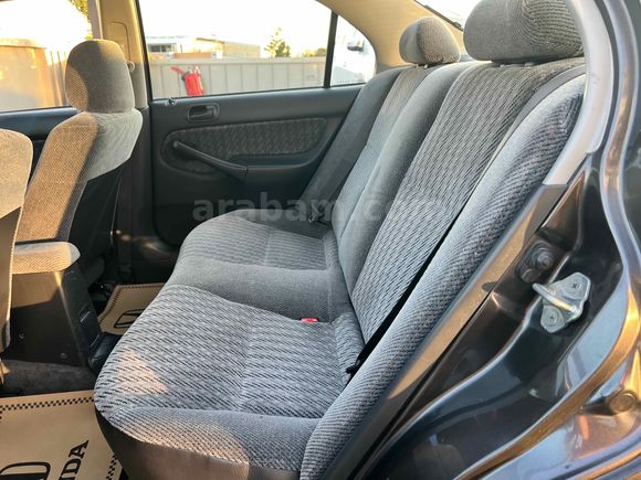 Sahibinden Honda Civic 1.4 i S 2000 Model 