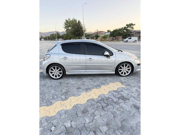 Bakımlı 207 1.6 HDİ 