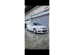 Sahibinden Citroen C4 1.6 e-HDi Confort 2012 Model  147.000 km Beyaz