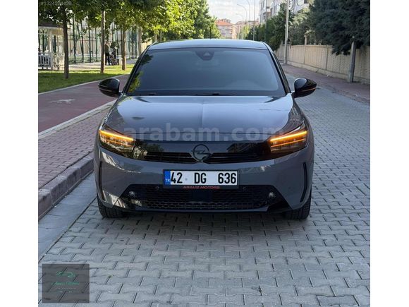 2023 OPEL CORSA-E GS CAM TAVAN HATASIZ BOYASIZ DEĞİŞENSİZ 45 KM