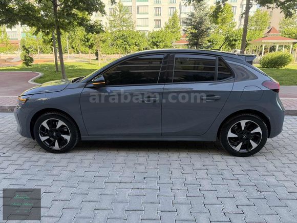 2023 OPEL CORSA-E GS CAM TAVAN HATASIZ BOYASIZ DEĞİŞENSİZ 45 KM
