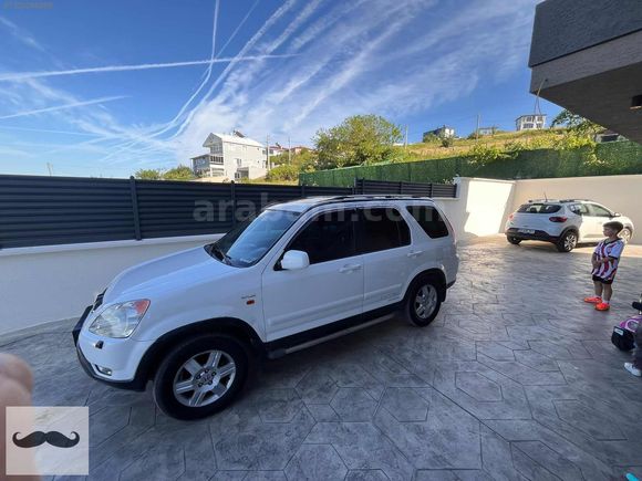 HATASIZ TR'de TEK BEYAZ CRV DEĞİŞENSİZ