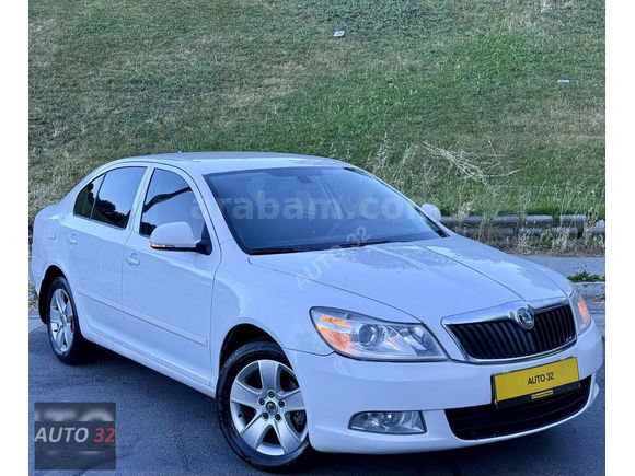 KAPUT TAVAN BOYASIZ KLİMA AKTİF 2011 OCTAVİA 1.6TDI BÜYÜK EKRAN