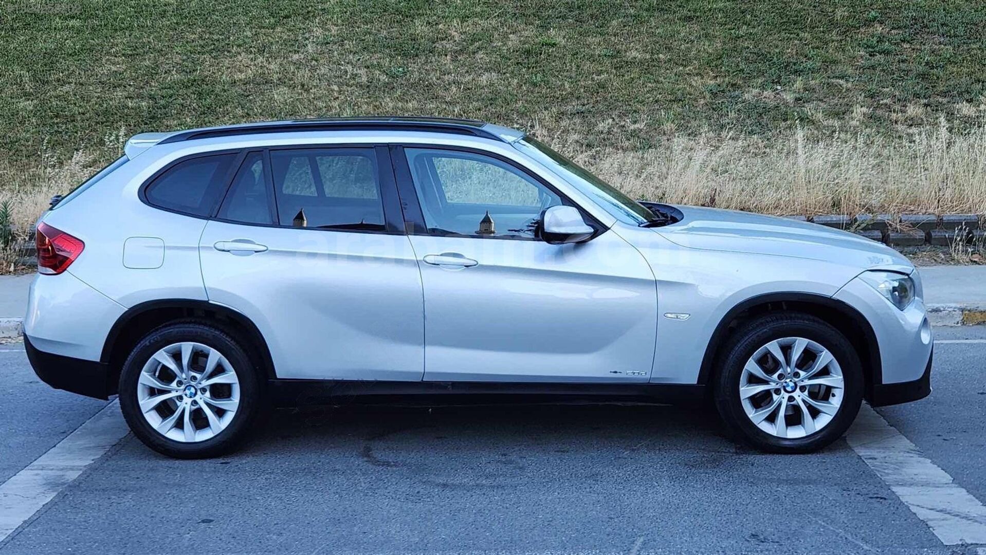 Galeriden BMW X1 20d xDrive 2.0d 2011 Model İstanbul 332.000 km Gri 7