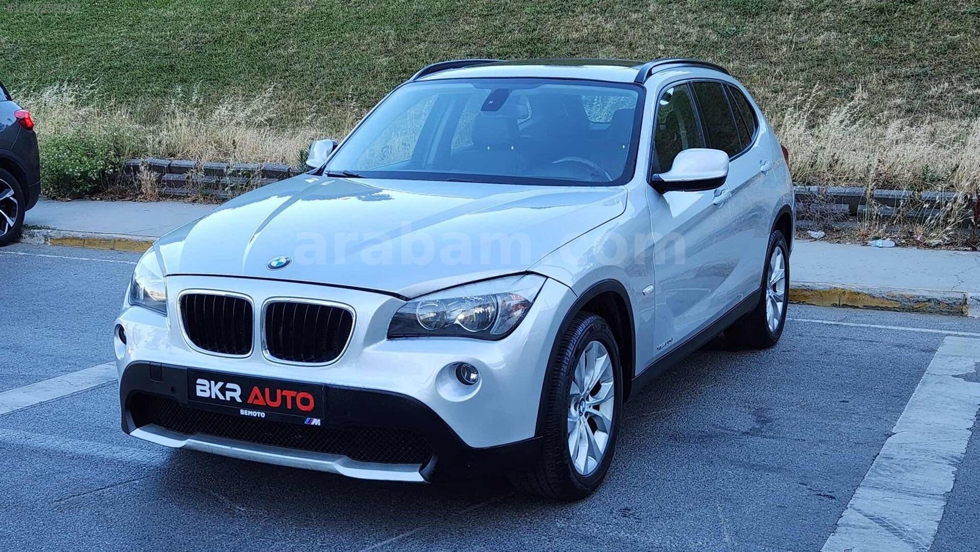 Galeriden BMW X1 20d xDrive 2.0d 2011 Model İstanbul 332.000 km Gri 3
