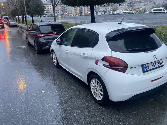 Sahibinden Peugeot 208 1.2 PureTech Active 2018 Model 