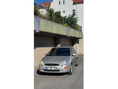 Sahibinden Ford Focus 1.6 Ghia 2000 Model  110.000 km Gri
