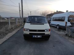 1998 model 2.5 tdi otomobil tuhsatli. Motoru yururu sanzumani gizel, kompleboyali.