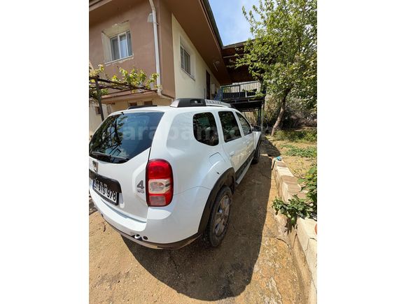 Duster 2015  1.5 dCi 4X4 Laureate
