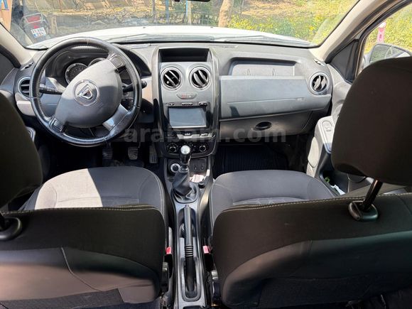 Duster 2015  1.5 dCi 4X4 Laureate