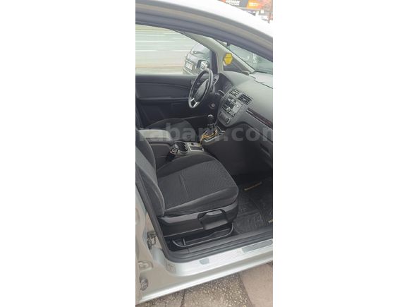 Sahibinden Ford C-Max 1.6 Ghia 2005 Model