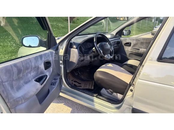 Sahibinden Renault Megane 1.6 RXT 2001 Model