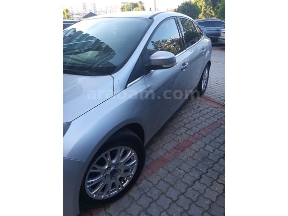 Ford Focus 1.6 TDCi Titanium Temiz, Tam Bakımlı, Ekonomik