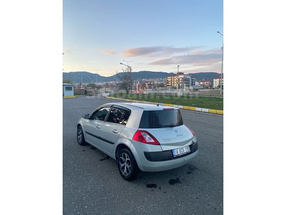 Sahibinden Renault Megane 1.4 Authentique 2004 Model 