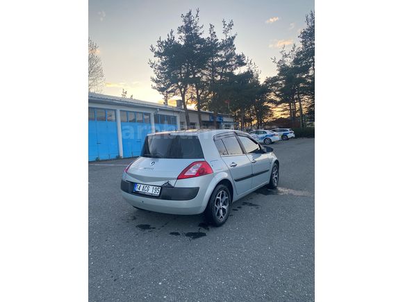 Sahibinden Renault Megane 1.4 Authentique 2004 Model 