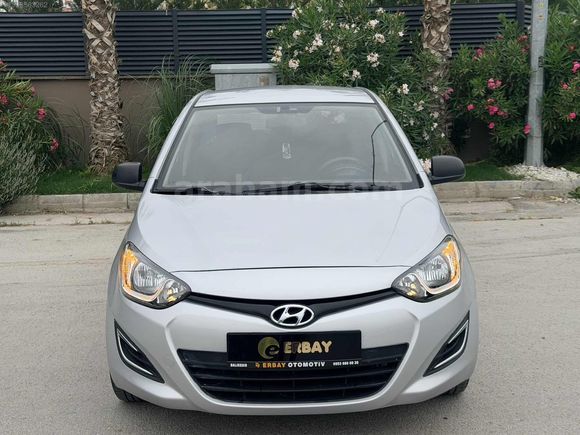 ERBAY DAN HYUNDAİ İ 20 1.2 JUMP BENZİNLİ 190.000 KM 2014 MODEL