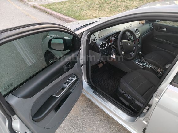 Sahibinden Ford Focus 1.6 Titanium 2010 Model