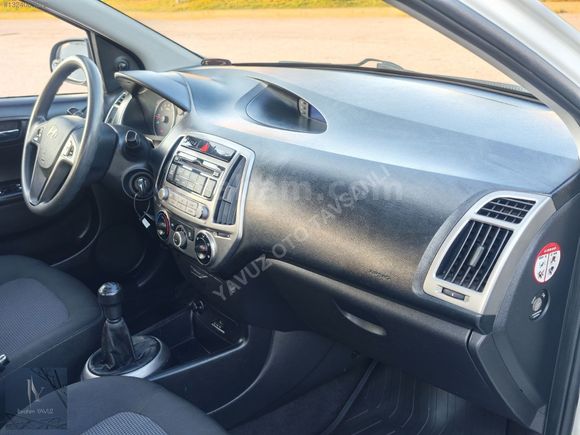 110 BİNDE. 2013 HYUNDAİ İ20. DEĞİŞENSİZ