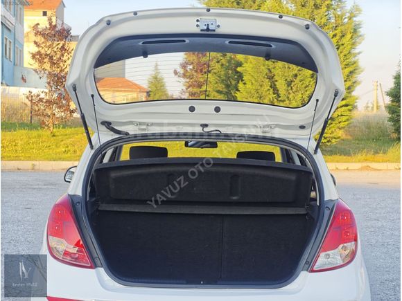 110 BİNDE. 2013 HYUNDAİ İ20. DEĞİŞENSİZ