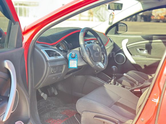 Sahibinden Renault Megane 1.6 Dynamique 2009 Model