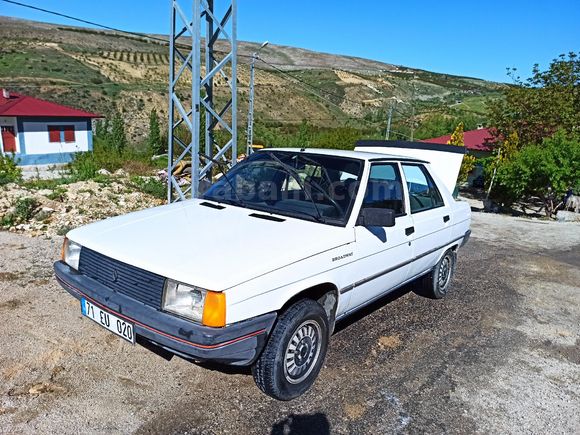 Sahibinden Renault R 9 1.4 Broadway GTE 1993 Model