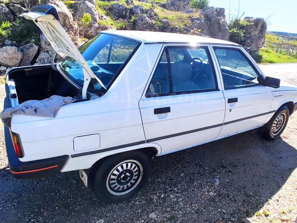 Sahibinden Renault R 9 1.4 Broadway GTE 1993 Model masrafsız bir araçtır
