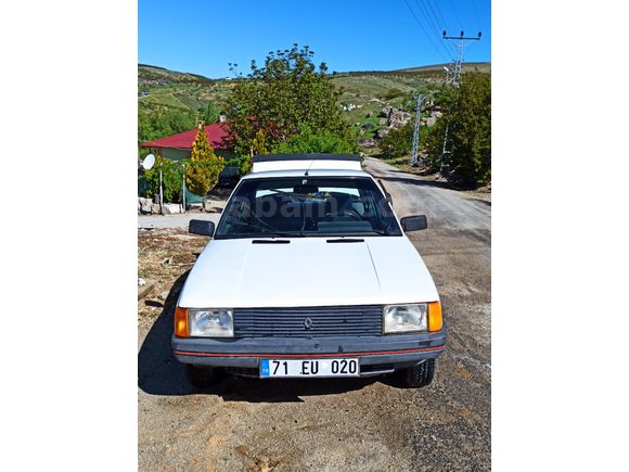 Sahibinden Renault R 9 1.4 Broadway GTE 1993 Model masrafsız bir araçtır