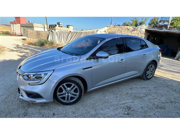 Sahibinden Renault Megane 1.3 TCe Joy 2020 Model
