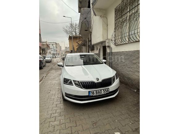 Sahibinden Skoda Octavia 1.6 TDI Style 2019 Model  152 km 