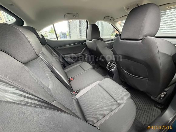 SMC-CAR-HATASIZ-BOYASIZ-30'BİN KM-TR -TEK-YETKLİ-SERVİS-BAKIMLI