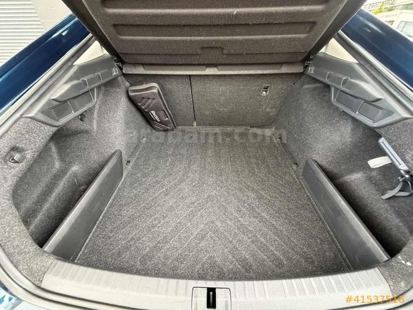 SMC-CAR-HATASIZ-BOYASIZ-30'BİN KM-TR -TEK-YETKLİ-SERVİS-BAKIMLI