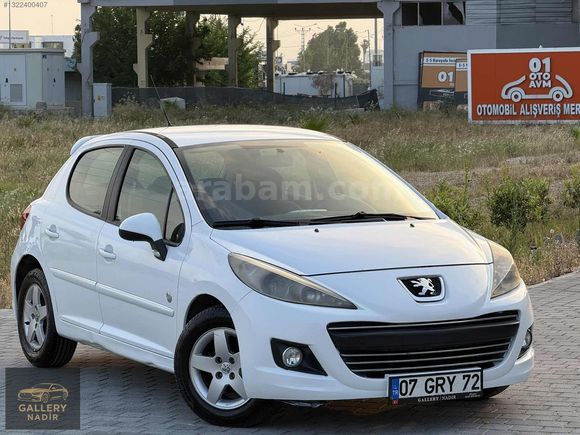 2011 OTOMATİK VİTES 1.4 BENZİNLİ ORİJİNAL 129 BİN KİLOMETRE