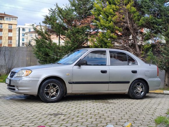 Sahibinden Hyundai Accent 1.3 Admire 2004 Model