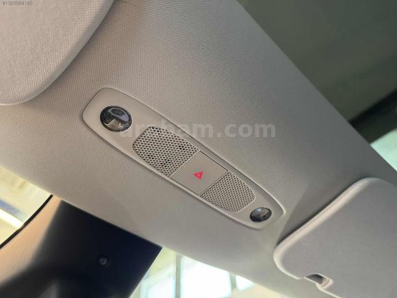 ES PREMİUM 2024 MODEL "32 BİN KM" CAM TAVAN İLK EL