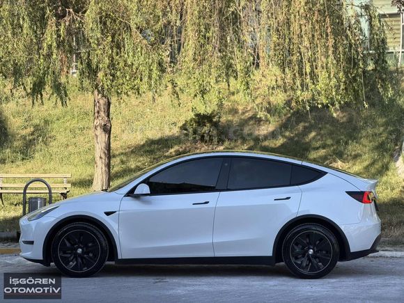 İŞGÖRENDEN DEĞŞENSİZ 2023TESLA MODEL Y LONGRANGE OTOPİLOT+OTONOM