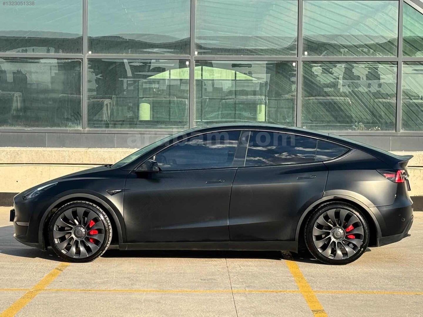 Galeriden Tesla Model Y Performance (Legacy) 2023 Model Ankara 110.000 km Siyah 6