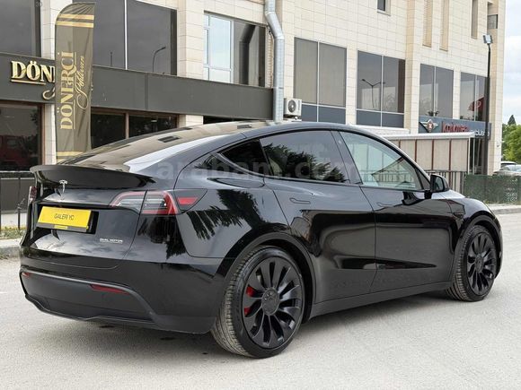 GALERİ YC 2023 TESLA MODEL Y PERFORMANCE 4X4