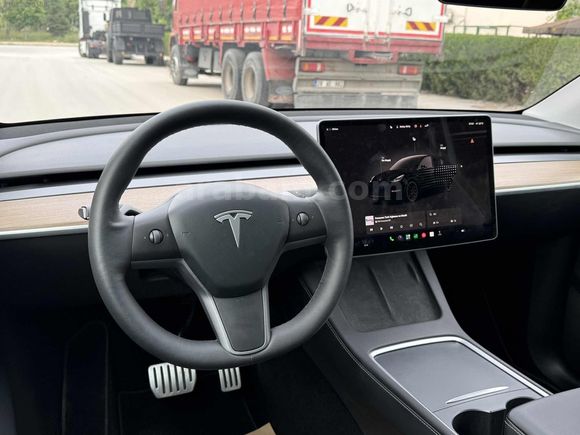 GALERİ YC 2023 TESLA MODEL Y PERFORMANCE 4X4
