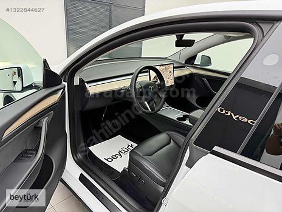 'beytürk' 2024 TESLA MODEL Y LEGACY BOYASIZ